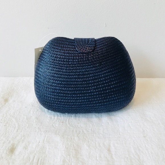 STUNNING Blue Straw Clutch w/Chain - Picture 5 of 8